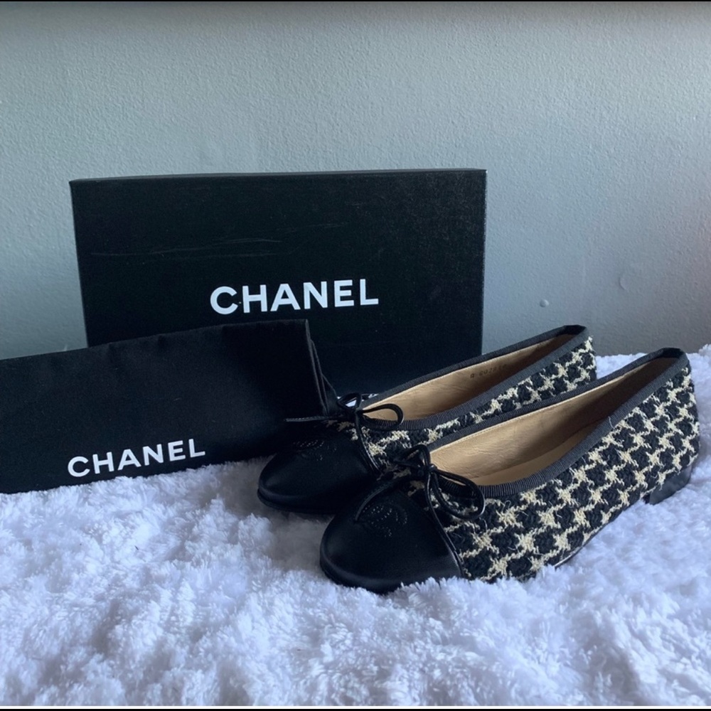 Chanel ballet flats simply gorgeous!!